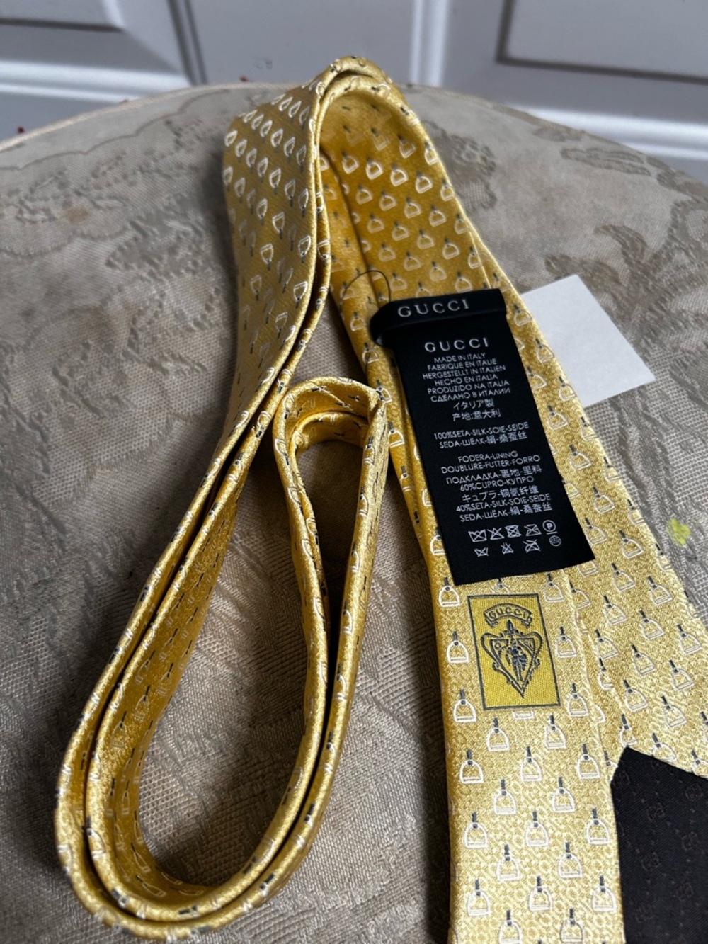 Gucci Gold Micro-Pattern Silk Tie - Picture 12 of 14
